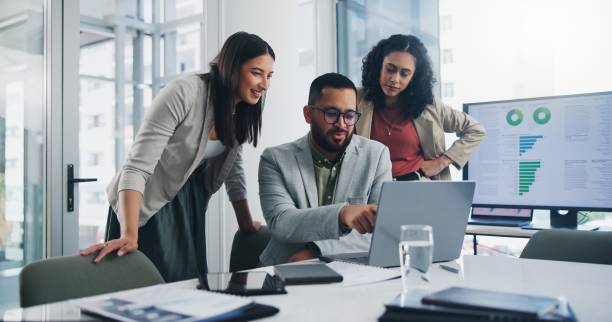 logiciel évaluation des tiers partenaires commerciaux clients fournisseurs